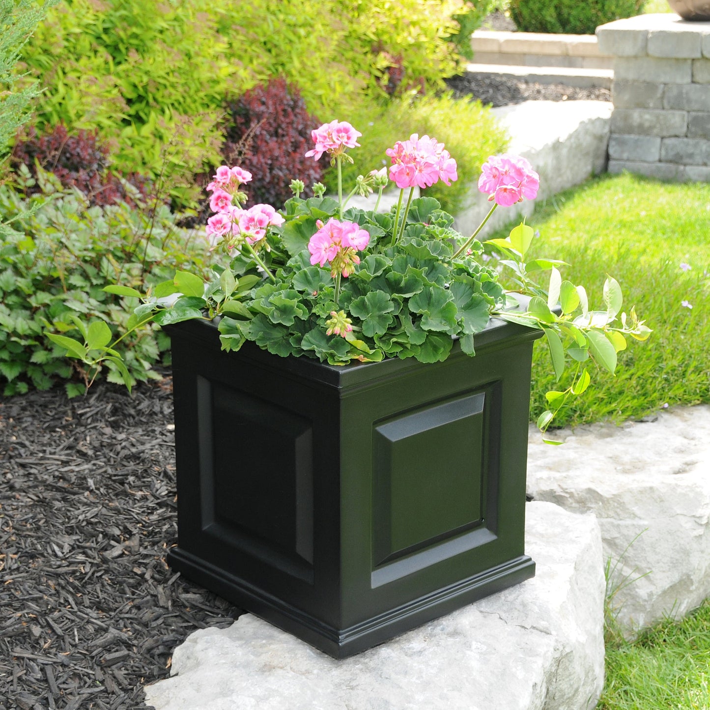 Nantucket 16in Square Planter